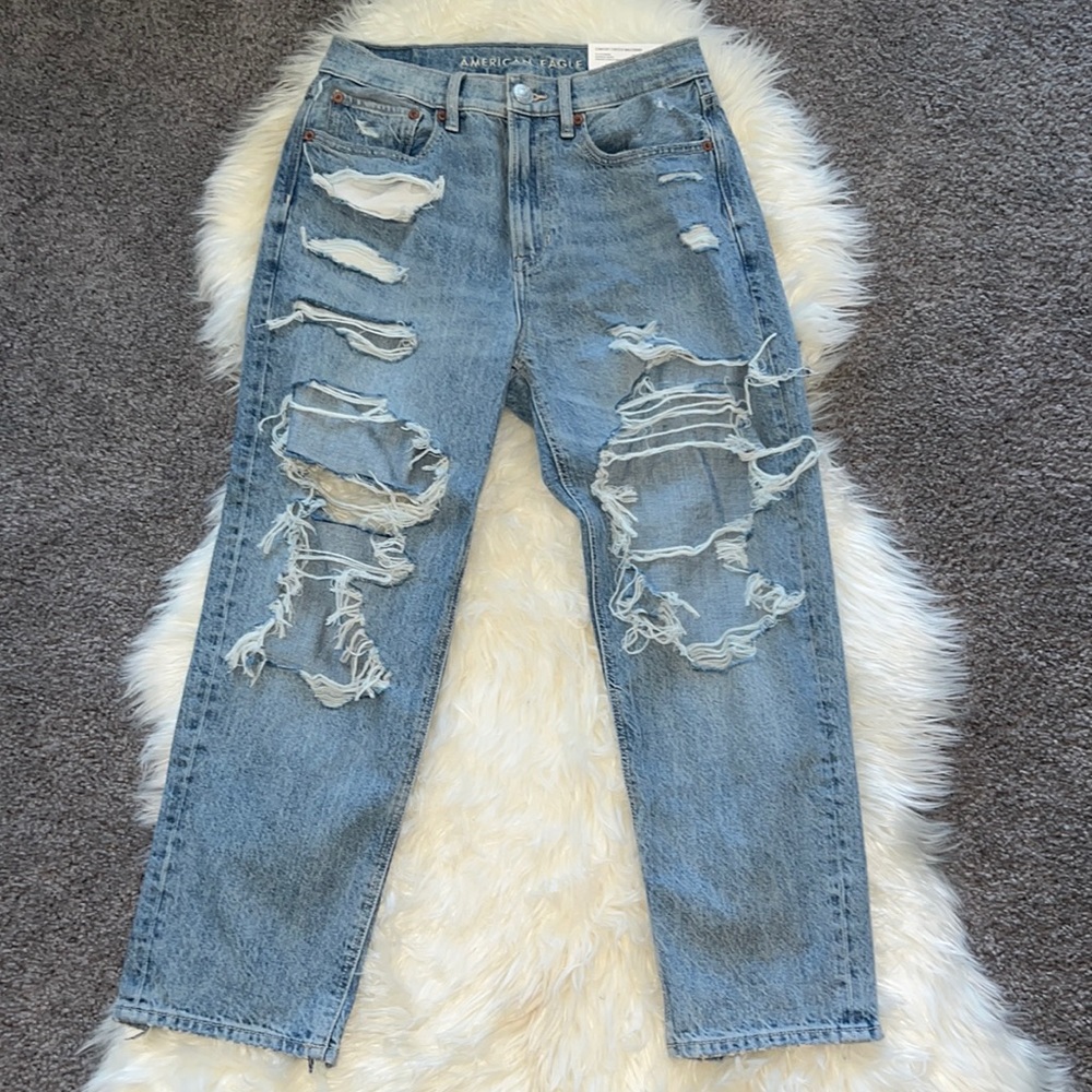 American Eagle Comfort Stretch Waistband 90’s Boyfriend Size 2 X-Short Jeans